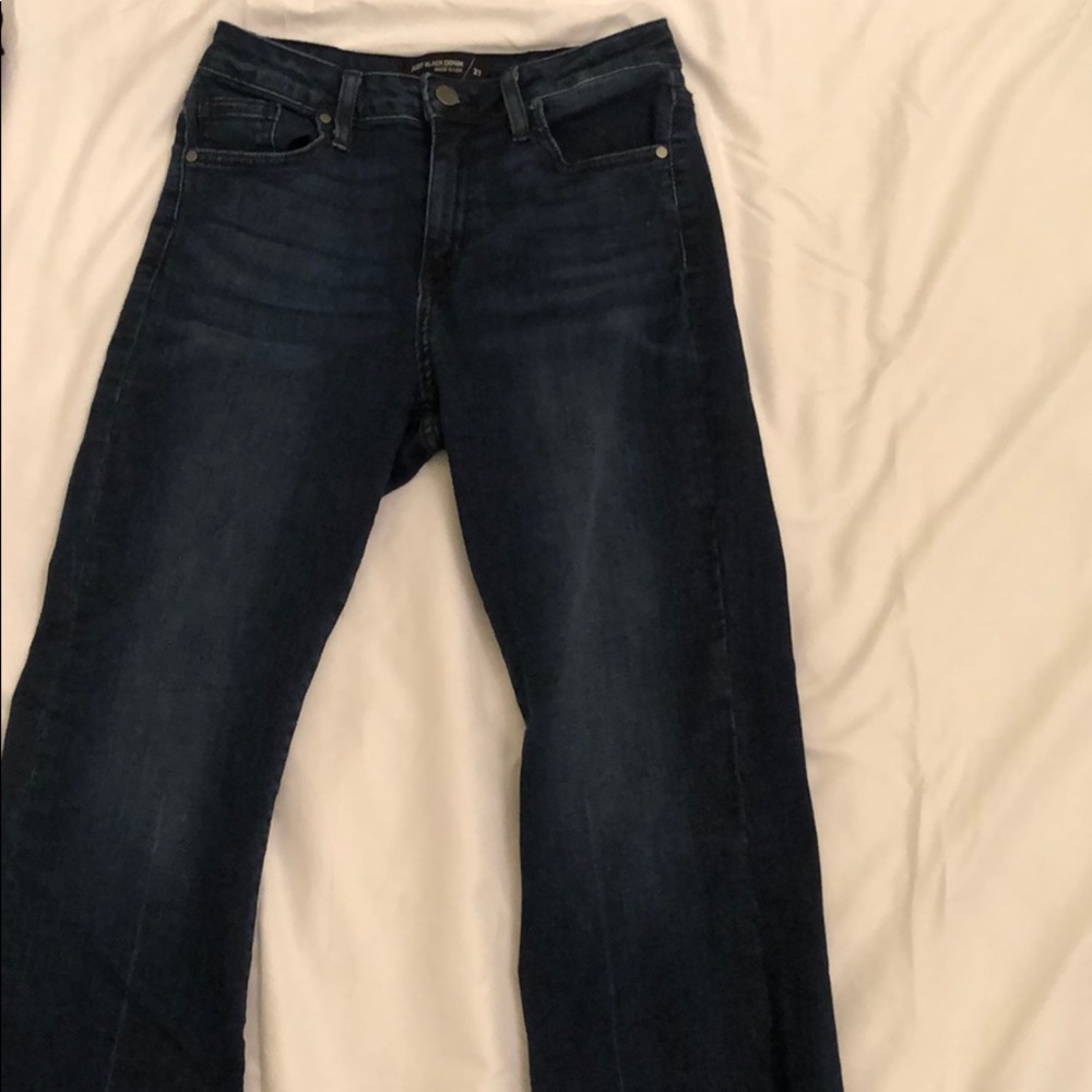 Dark wash stretch jeans